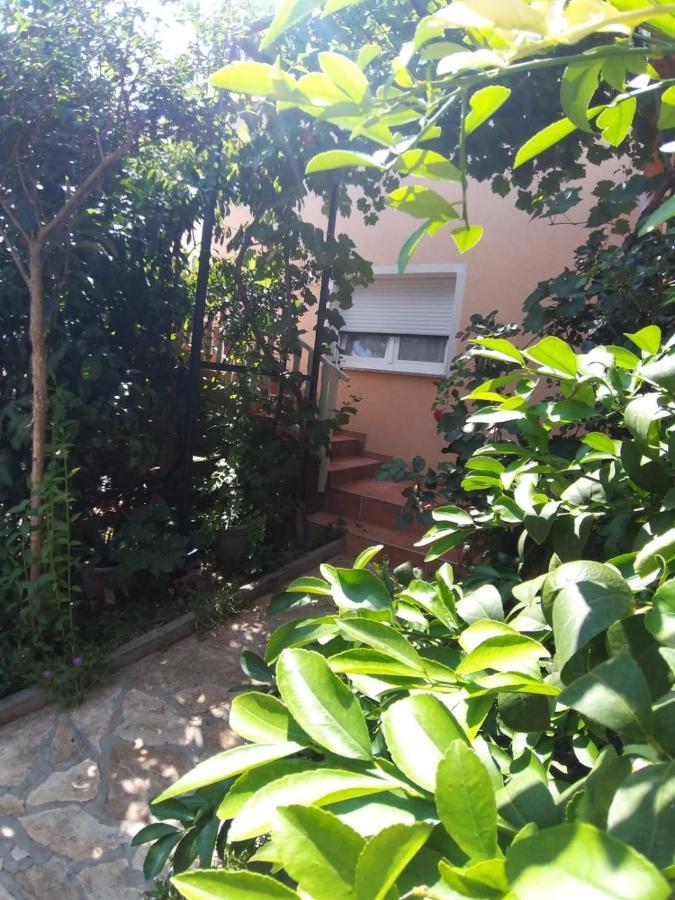 Apartmani Kutlesa Vodice Exteriér fotografie