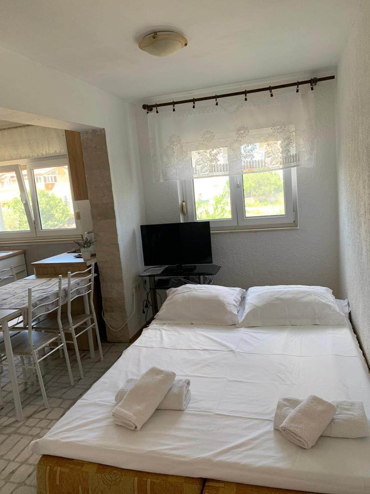 Apartmani Kutlesa Vodice Exteriér fotografie